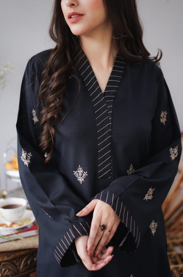 SERA X ASLING EMBROIDERED AY-303 - Image 4